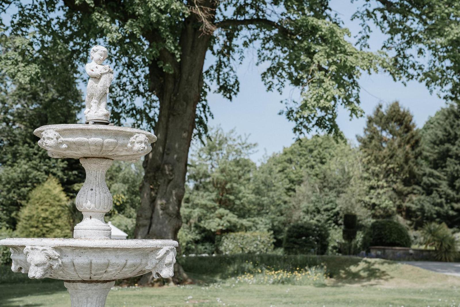 Highfield Hall 몰드 외부 사진